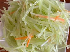 炝伴青笋丝-鸿毛饺子(紫竹桥店)