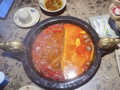 鸳鸯锅-渝大狮毛肚老火锅(文峰城市广场店)