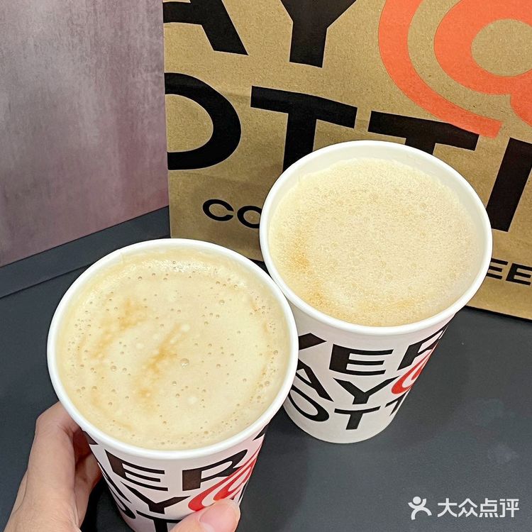 热乎乎的咖啡☕冬天喝起来暖心又暖胃‼️