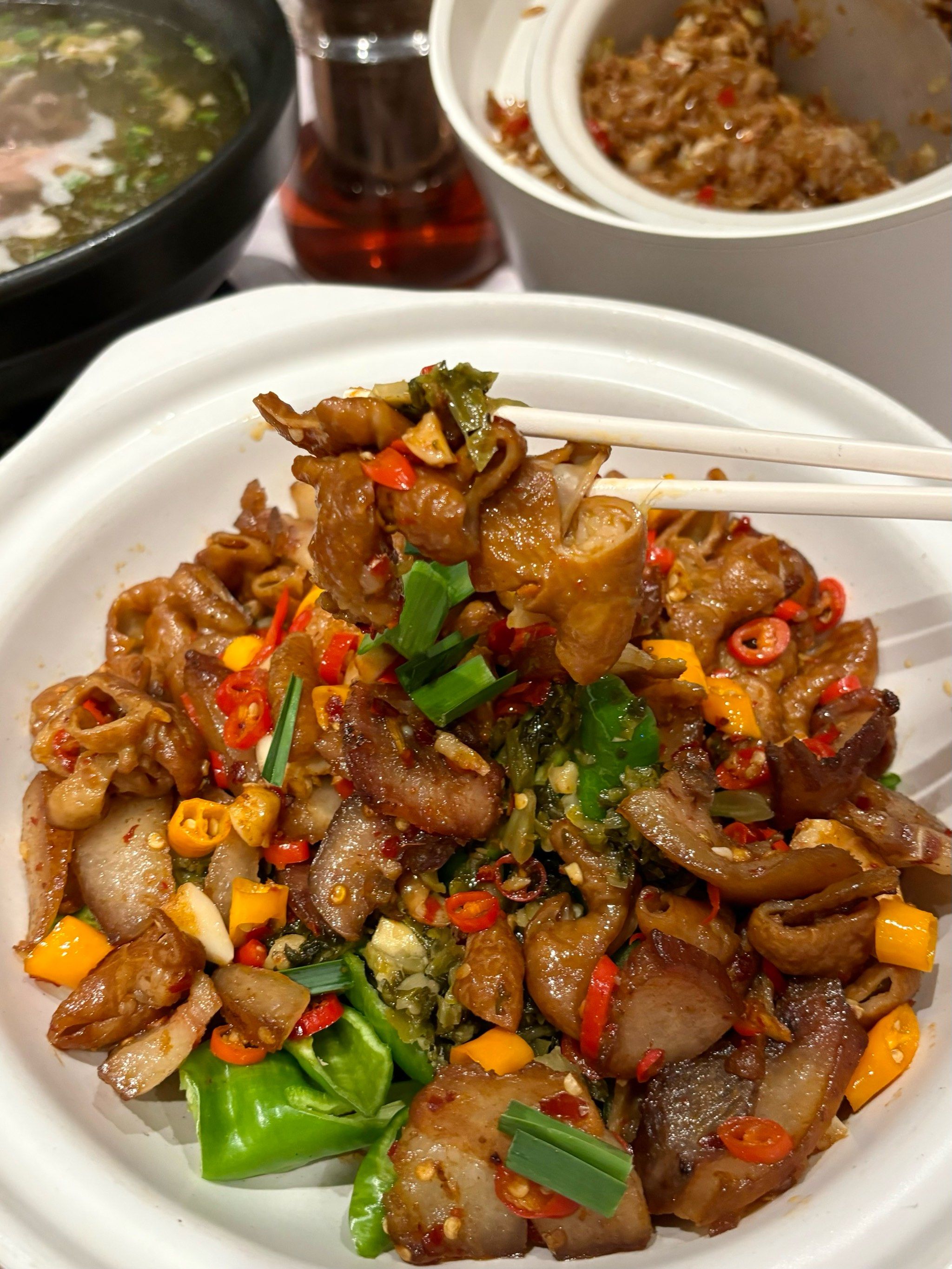 真的不会踩雷.

✔️龙妈下饭菜盖饭:真的好下饭