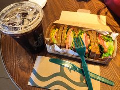 -星巴克(北京中关村北京国际店)