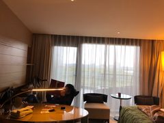 -上海滴水湖皇冠假日酒店