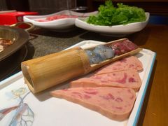 鸳鸯滑拼-小天鹅火锅·一线江景洪鼎旗舰店(洪崖洞店)