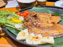 -老滇山寨•云南特色菜•地方菜•民族风情歌舞表演(金碧店)