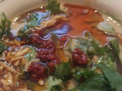 -三人行骨头王火锅(长寿店)