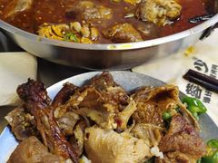 -蓉三少冒烤鸭·四川小吃集(北京首店)