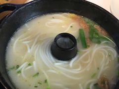 -飞虎过桥米线(翠湖店)