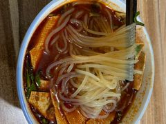 -老字号杨坡红油米线腊汁肉夹馍(东四道巷店)