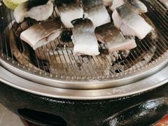 -围炉肉舍丹东海鲜烤肉·烤活鳗(步行街店)