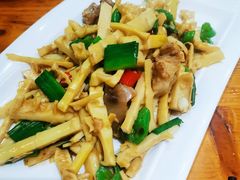 野山笋炒肉-下梅人家土菜馆(历史文化餐厅度假区店)