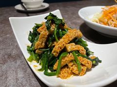 菠菜拌面筋-贯贯吉·清真餐厅(浙江中路店)