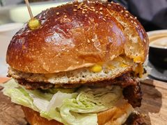 牛肉汉堡-大象厨房(重庆道店)