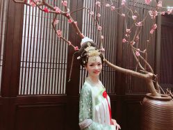 点击看大图 -盘子女人坊古装写真摄影(深圳店)