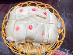 -蓝田九大碗民俗食府(蓝田店)