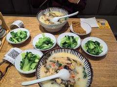 -鲜越鲜鱼粉(财富购物中心店)