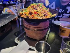 泥炉碳锅牛蛙-西街夜油条·麻团包乌饭