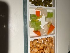 -荷塘秋月·本帮江浙菜(国权路店)