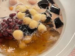 -RUXU入续糖水铺与包(卓悦中心店)