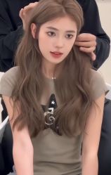 -Tloml salon