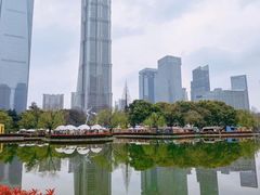 -陆家嘴中心绿地