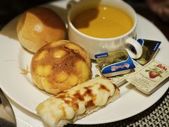 -南湖名都·景湖轩全日制餐厅·海鲜自助·东南亚风味·临湖而食