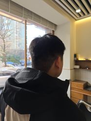 -MARTIN'S BARBER SHOP男士理发馆