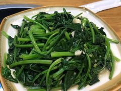 清炒菠菜-妈妈的味道(和顺古镇店)