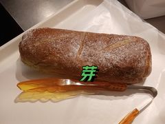 抹茶红豆-窑滚面包专门店(马鞍山金鹰店)