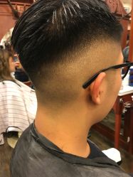 -TWOFACE双面理发馆