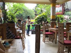 -Warung Babi Guling Ibu Oka 3