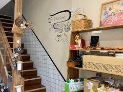 -沁屋面包店(人民东路店)