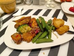 -万达文华酒店·48F云端窗景美食汇自助餐厅