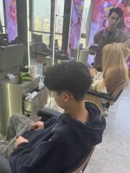 -藤野造型烫发染发