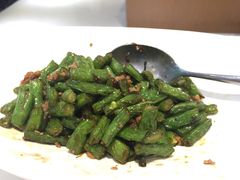 榄菜肉沫干炒四季豆-至潮餐厅精致粤菜·活鲈鱼·走地鸡(珠江新城店)