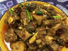 肥肠烧鸡-白家寨子·山野白族菜(古城总店)