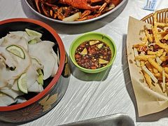 -石牌岭小亮蒸虾•湖北老字号(左岭店)