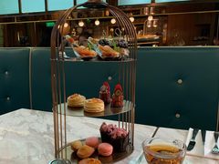 -La Mer Restaurant & Lounge