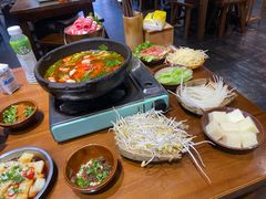 -黔有有贵州酸汤夺夺粉火锅(五味十字店)