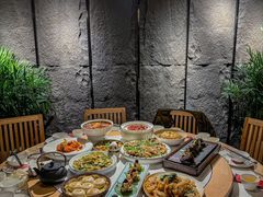 -嫩芽 ·地道重庆菜(十八梯露台夜景店)