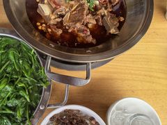 -大众跷脚牛肉馆·非遗传承单位(峨眉山店)