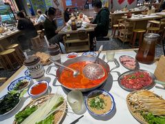 -王奋斗贵州酸汤牛肉火锅