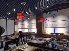 大堂-尚尚仙·酸汤猪手·猪肚鸡火锅(华联万柳购物中心店)