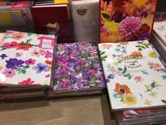 -诚品(信义店)