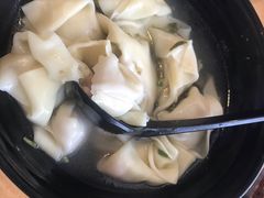 -真真鲜馄饨店(启蒙路店)