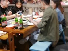 -两三事小郡肝串串香火锅(桂庙店)