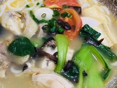 土鸡米线-蒙自源米线大王(东站店)