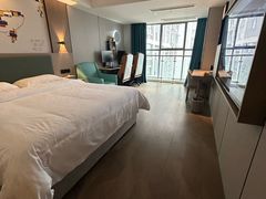 -网鱼电竞酒店(成都欢乐谷金府地铁站店)