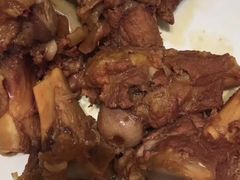 -吴记酱骨炖菜馆(西大直街店)