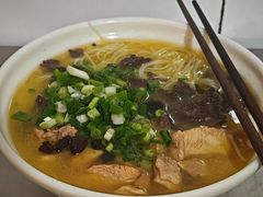 -文山荷鲜居(翠湖店)