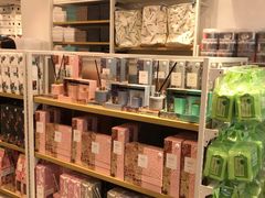 -名创优品(天津市河东万达广场店)